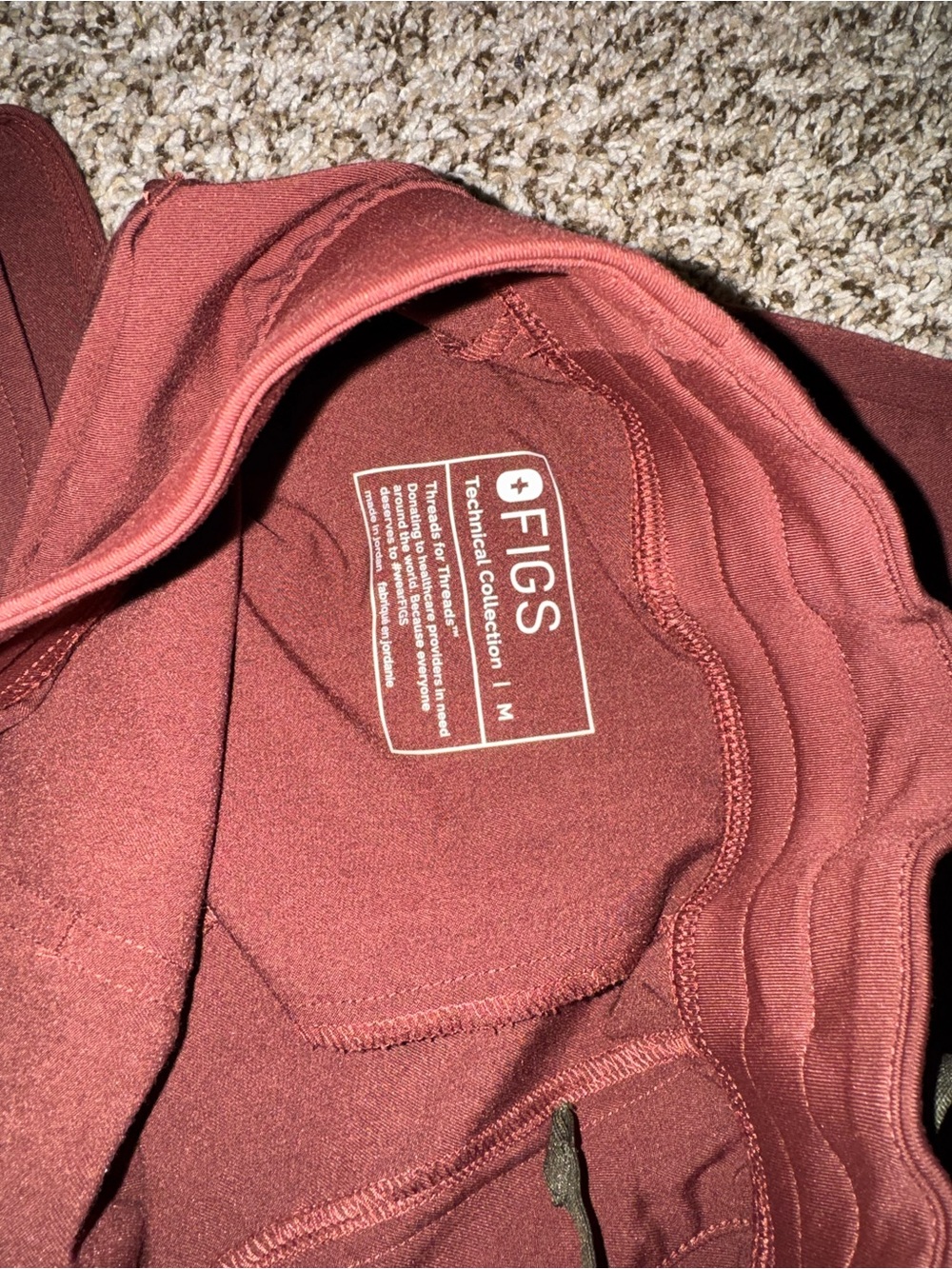 Figs Women's Maroon Jogger Sweatpants with Drawstring - Picture 3 of 3